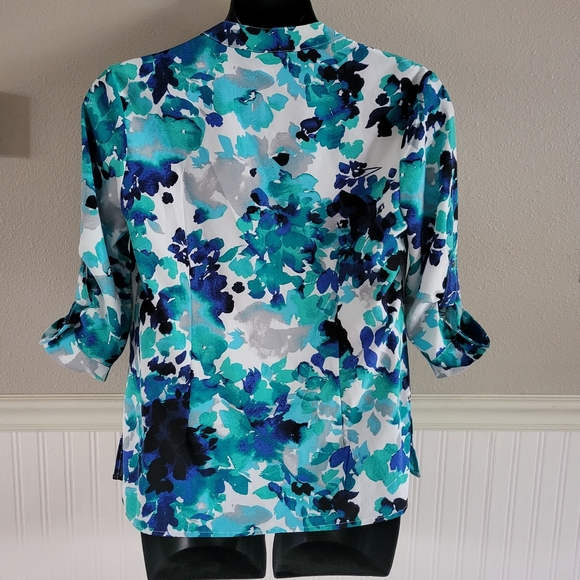 Print Button Down Laura Scott Tuxedo Blouse Green Blue Print Roll Tab Sleeve L - Picture 4 of 7